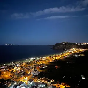 La Casa Di Felice Milazzo, Tono Milazzo